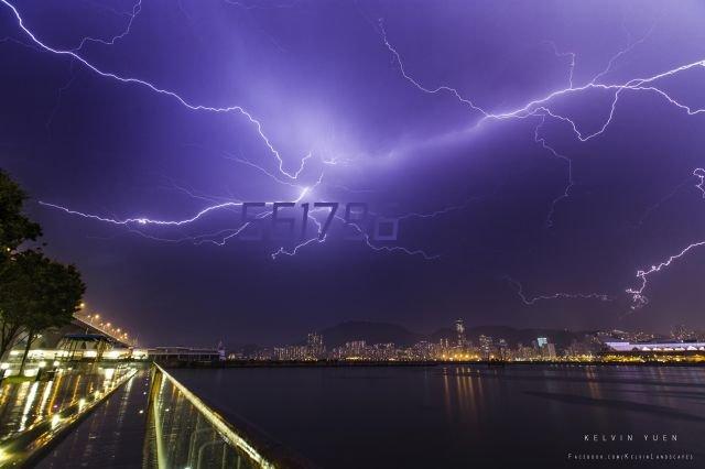 活塞式全无油空压机