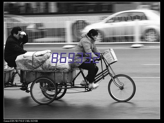 仿古小火车